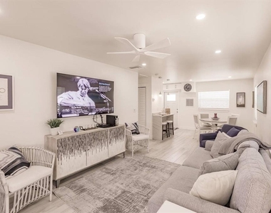 6020 Midnight Pass Road - Photo Thumbnail 2