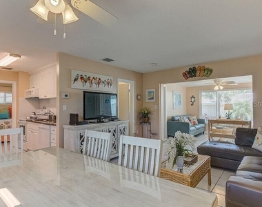 6020 Midnight Pass Road - Photo Thumbnail 20