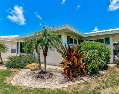 6020 Midnight Pass Road - Photo Thumbnail 27