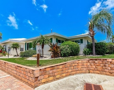 6020 Midnight Pass Road - Photo Thumbnail 26