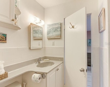 6020 Midnight Pass Road - Photo Thumbnail 22