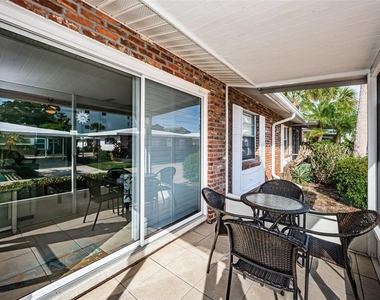 6020 Midnight Pass Road - Photo Thumbnail 4