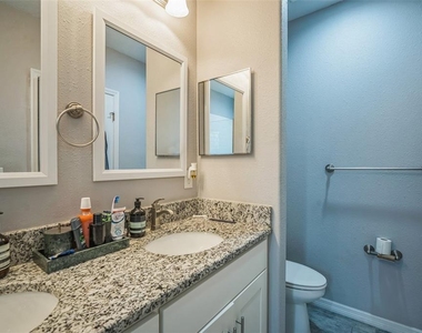 3610 N Tampa Street - Photo Thumbnail 30