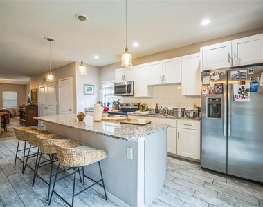 3610 N Tampa Street - Photo Thumbnail 11