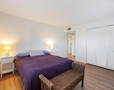 822 Capri Isles Boulevard - Photo Thumbnail 30