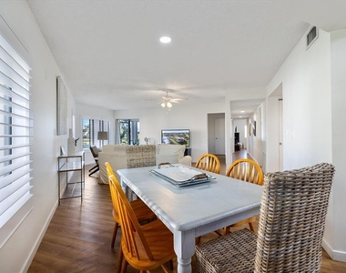 822 Capri Isles Boulevard - Photo Thumbnail 20