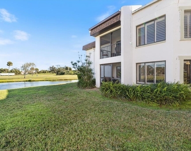 822 Capri Isles Boulevard - Photo Thumbnail 41