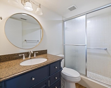 822 Capri Isles Boulevard - Photo Thumbnail 37