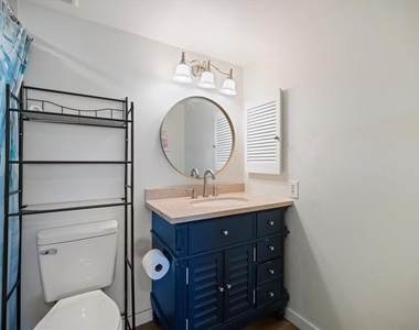 822 Capri Isles Boulevard - Photo Thumbnail 35