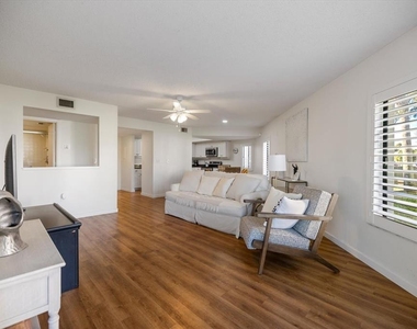 822 Capri Isles Boulevard - Photo Thumbnail 22