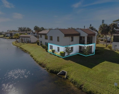 822 Capri Isles Boulevard - Photo Thumbnail 14