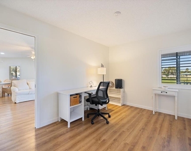 822 Capri Isles Boulevard - Photo Thumbnail 23
