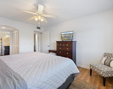 822 Capri Isles Boulevard - Photo Thumbnail 32
