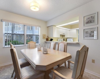 822 Capri Isles Boulevard - Photo Thumbnail 18