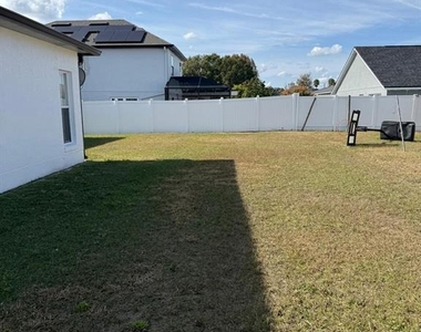 315 Edgewood Court - Photo Thumbnail 14