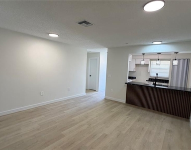 2801 Vasco Street #12 - Photo Thumbnail 5