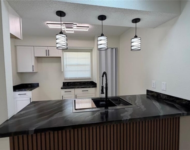 2801 Vasco Street #12 - Photo Thumbnail 4