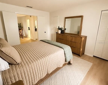 4408 La Jolla Drive - Photo Thumbnail 26