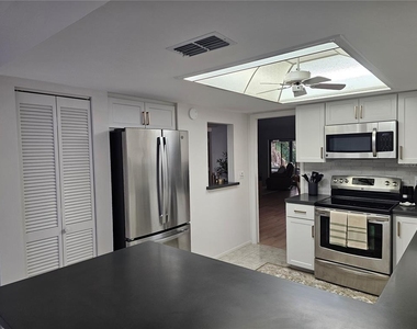 4408 La Jolla Drive - Photo Thumbnail 9