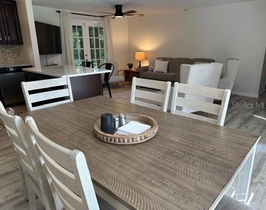 2938 W Mark Drive - Photo Thumbnail 12