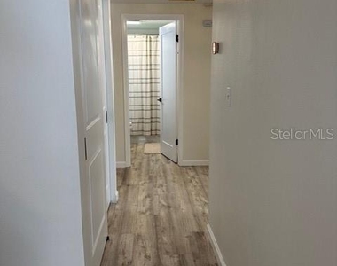 2938 W Mark Drive - Photo Thumbnail 9