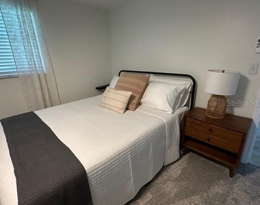 2938 W Mark Drive - Photo Thumbnail 17