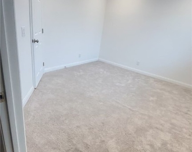 1405 S Nellis Boulevard - Photo Thumbnail 16