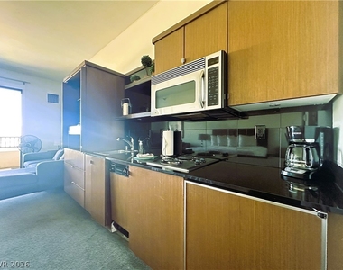 29 Montelago Boulevard - Photo Thumbnail 33