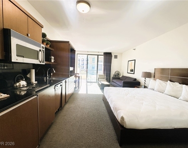 29 Montelago Boulevard - Photo Thumbnail 3