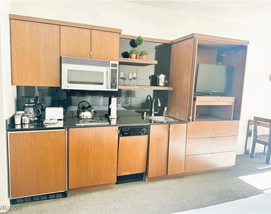 29 Montelago Boulevard - Photo Thumbnail 6