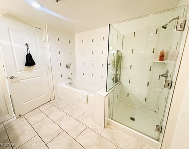 29 Montelago Boulevard - Photo Thumbnail 9