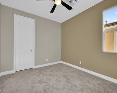 9965 W Meranto Avenue - Photo Thumbnail 41