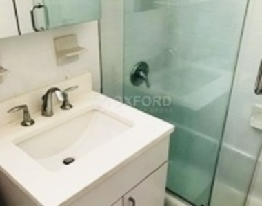 400 East 89th Street - Photo Thumbnail 10