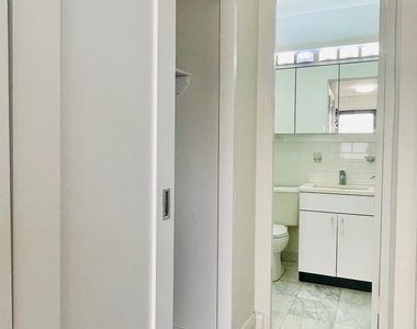 400 East 89th Street - Photo Thumbnail 9