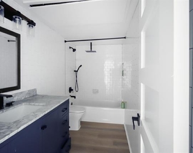 12888 Montfort Drive - Photo Thumbnail 5