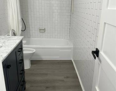 12888 Montfort Drive - Photo Thumbnail 8