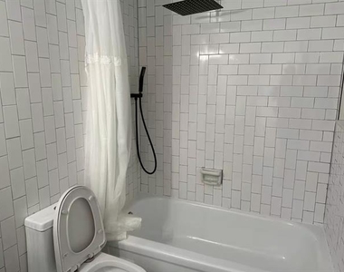 12888 Montfort Drive - Photo Thumbnail 7