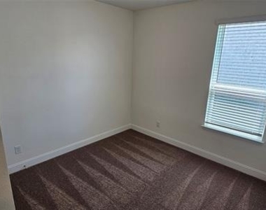 461 Princewood Drive - Photo Thumbnail 5