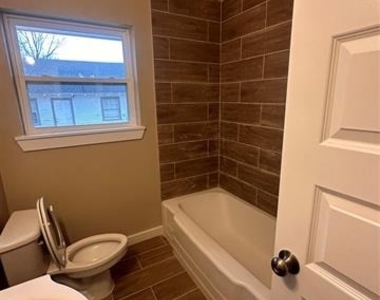 1210 Hall Street - Photo Thumbnail 17