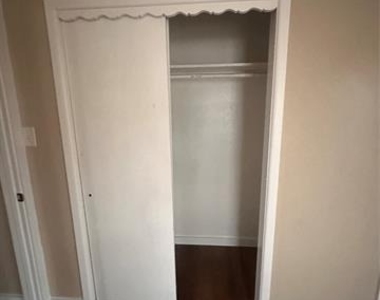 1210 Hall Street - Photo Thumbnail 10