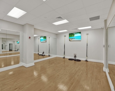 2501 S Ocean Drive - Photo Thumbnail 9