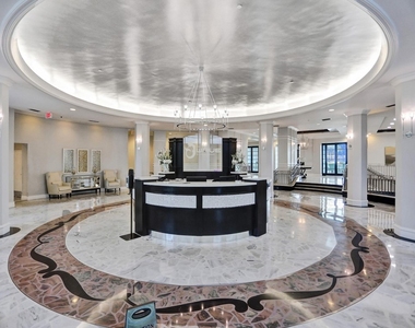 2501 S Ocean Drive - Photo Thumbnail 12