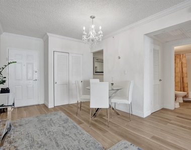 2501 S Ocean Drive - Photo Thumbnail 18