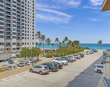 2501 S Ocean Drive - Photo Thumbnail 24