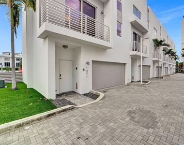 1371 N Ocean Boulevard - Photo Thumbnail 1