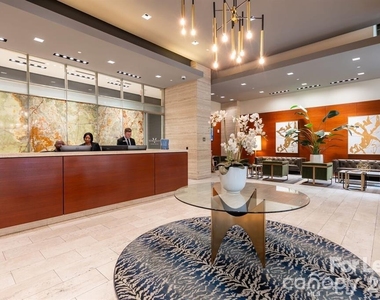 215 N Pine Street - Photo Thumbnail 28