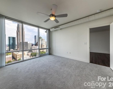 215 N Pine Street - Photo Thumbnail 42