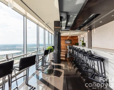 215 N Pine Street - Photo Thumbnail 20