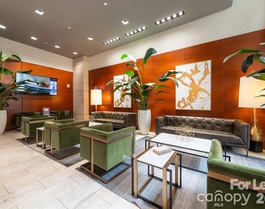 215 N Pine Street - Photo Thumbnail 26