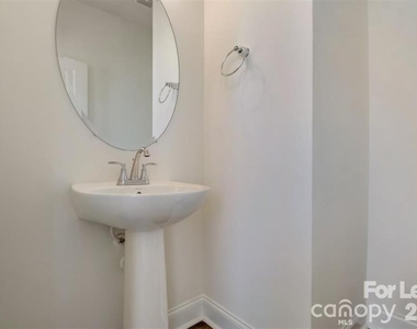 3853 Hayden Lane - Photo Thumbnail 35